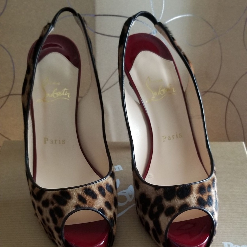 Christian Louboutin N° Prive 120 Pony Luxor Pumps